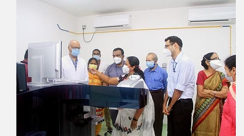 ரூ. 5 கோடி மதிப்புள்ள லேசர் இயந்திரத்துடன் கூடிய சிகிச்சை மையம் புதுச்சேரி ஜிப்மரில் திறப்பு: இனி நவீன கண் சிகிச்சைக்கு வாய்ப்பு