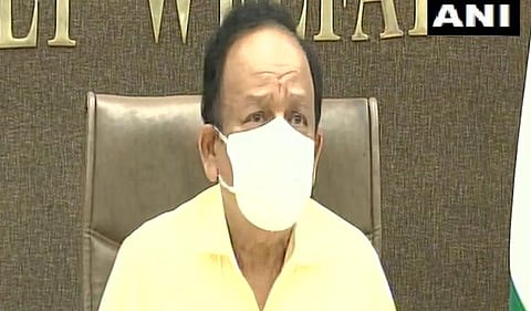 கரோனா  2-வது அலை முடியவில்லை; அலட்சியம் வேண்டாம்: ஹர்ஷ்வர்தன் எச்சரிக்கை
