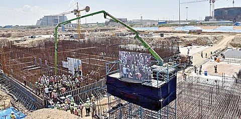 திருநெல்வேலி மாவட்டம் கூடங்குளம் அணுமின் நிலைய வளாகத்தில் 5 மற்றும் 6-வது அணுஉலைகள் அமைப்பதற்கான கட்டுமான பணிகள் நேற்று தொடங்கின.