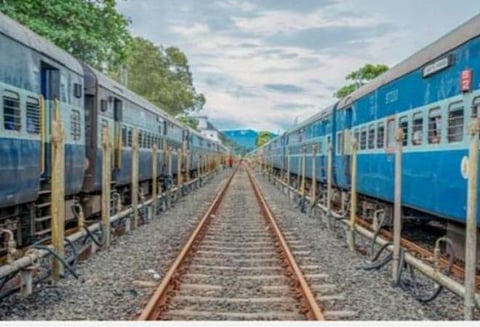 புதுவை - டெல்லி நேரடி ரயில் சேவை: ஜூலை 11 முதல் மீண்டும் தொடக்கம்