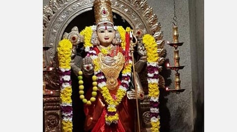 கும்ப  ராசி அன்பர்களே! ஜூலை மாத பலன்கள்; காரியத்தில் வெற்றி; மன வருத்தம் நீங்கும்; கூடுதல் உழைப்பு! 
