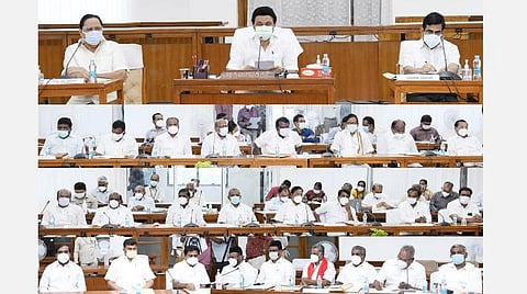 கர்நாடக அரசுக்குக் கண்டனம்; தமிழக அரசின் நடவடிக்கைக்கு முழு ஒத்துழைப்பு: அனைத்துக் கட்சிக் கூட்டத்தில் தீர்மானம்
