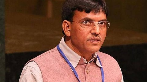 ஆக்சிஜன் தேவை; கரோனா இரண்டாவது அலையில் பாடம்  கற்றுள்ளோம்: மன்சுக் மாண்டவியா