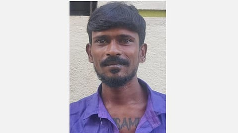 ரோந்து போலீஸுடன் வாக்குவாதம்: கழுத்தை அறுத்துக்கொண்ட ஆட்டோ ஓட்டுநர் பலி