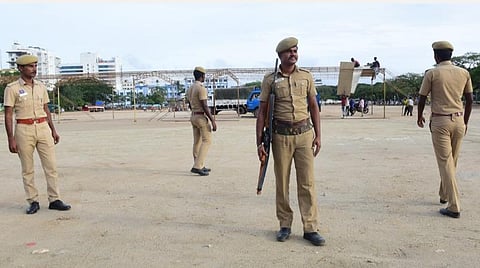 மேற்கு மண்டல ஆய்வாளர்கள் அதிரடியாகப் பணியிட மாற்றம்: தெற்கு, மத்திய மண்டலங்களுக்குத் தூக்கியடிப்பு