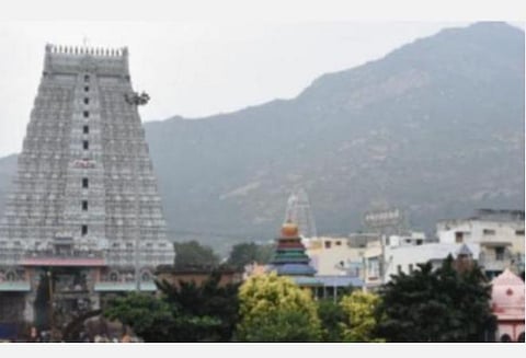தி.மலை மாவட்டத்தில் 3 நாட்களுக்கு  அனைத்து கோயில்களிலும் பக்தர்களுக்கு தடை: ஆட்சியர் அறிவிப்பு  