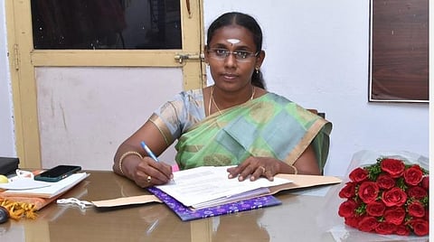 மதுரை போக்குவரத்துச் சரகத்தில் முதல் பெண் ஆர்டிஓ பொறுப்பேற்பு