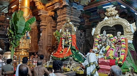 மீனாட்சி சுந்தரேசுவரர் கோயிலில் ஆவணி மூல உற்சவத் திருவிழா கொடியேற்றம் 
