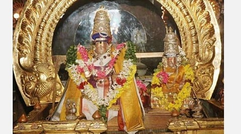 வடிவுடைநாயகிக்கு வளைகாப்பு;  வீட்டிலிருந்தபடி நேரலையில் தரிசனம்! 