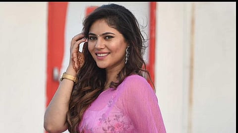 நடிகை ஷெரினுக்கு கரோனா தொற்று