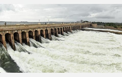 வேகமாக நிரம்பும் கிருஷ்ணராஜசாகர் அணை- தமிழகத்துக்கு விநாடிக்கு 10 ஆயிரம் கன அடி நீர் திறப்பு