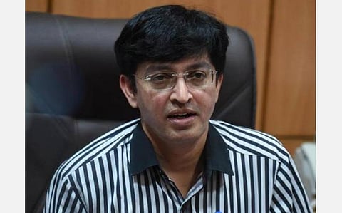 தமிழகத்தில் கரோனா அதிகரிக்காமல் இருக்க கூடுதல் கண்காணிப்பு அவசியம்: ஆட்சியர்களுக்கு சுகாதாரத் துறை அறிவுறுத்தல்