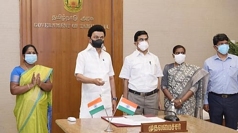 பணிபுரியும் மகளிருக்காக ரூ.10.04 கோடி மதிப்பீட்டில் விடுதிக் கட்டிடங்கள்: முதல்வர் ஸ்டாலின் திறந்து வைத்தார்