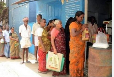 ரேஷன் ஊழியர்கள் நேர்மையாகவும், உண்மையாகவும் பணிபுரிய வேண்டும்: உயர் நீதிமன்றம் அறிவுறுத்தல்