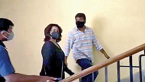போதை  பொருள் வழக்கு விசாரணைக்காக ஹைதராபாத் அமலாக்க துறை அலுவலகத்தில் நடிகை சார்மி கவுர் நேற்று  ஆஜரானார்.