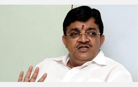 பதவியில் இருந்தால்தான் மரியாதை: அதிமுக முன்னாள் எம்.பி. மைத்ரேயன் கருத்து