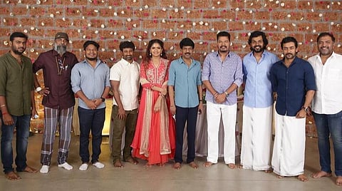 ஷங்கரின் மகள் நாயகியாக அறிமுகம்: திரையுலக பிரபலங்கள் வாழ்த்து