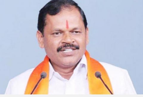 பெரியாருக்கு சிலை வைக்கக்கூடாது: திருச்சி ஆட்சியர் அலுவலகத்தில் அர்ஜூன் சம்பத் மனு