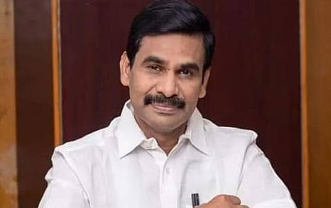 மக்கள் பிரச்சினைகளை மாவட்ட அளவிலேயே தீர்க்க வேண்டும்: ஆட்சியர்களுக்கு தலைமைச் செயலர் வெ.இறையன்பு கடிதம்