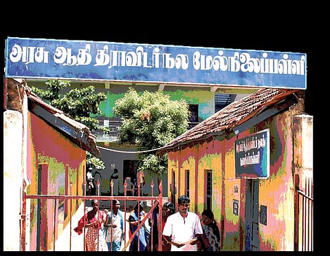 ஆதிதிராவிடர் நலப் பள்ளிகளில் கரோனாவின் கொடும் தாக்கம்