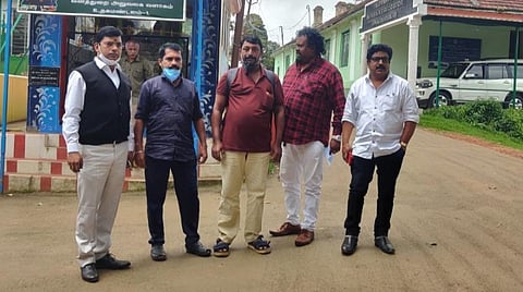 கோடநாடு வழக்கு; சந்தோஷ்சாமி, மனோஜ்சாமியிடம் 2-ம் நாளாக விசாரணை: சதீசன், பிஜின்குட்டியும் ஆஜர்