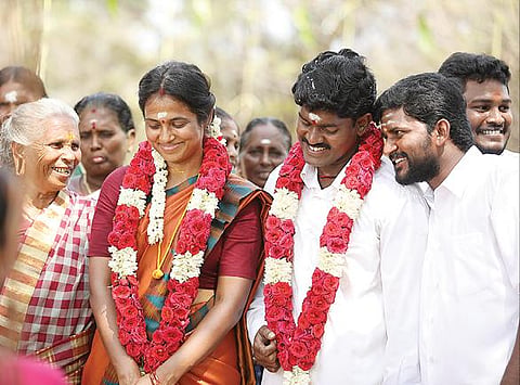 திரை விமர்சனம்: ராமே ஆண்டாலும் ராவணே ஆண்டாலும்