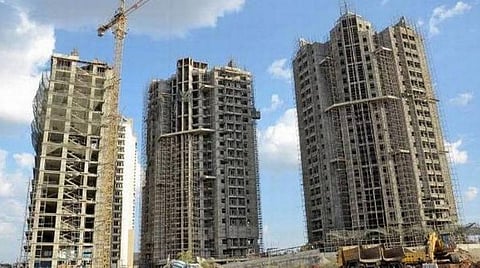 நடுத்தர வர்க்கத்தினர் வீடு வாங்குவதில் ஆர்வம்: கரோனா பாதிப்பில் இருந்து மீ்ண்டு வரும் ரியல் எஸ்டேட்