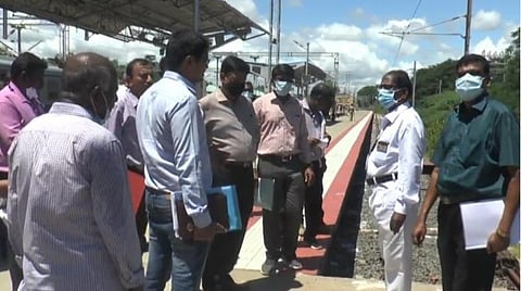 திருச்சி கோட்ட ரயில்வே மேலாளர் மணீஷ் அகர்வால் ஆய்வு.