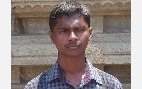 சுவாதி கொலை தொடர்பாக சிறையில் அடைக்கப்பட்டிருந்த ராம்குமார் மரண வழக்கில் திடீர் திருப்பம்: மருத்துவரின் அறிக்கையால் பரபரப்பு