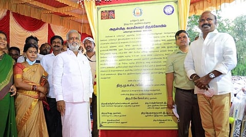 மயிலாப்பூரில் தனியார் பள்ளியிடம் இருந்து மீட்கப்பட்ட கபாலீஸ்வரர் கோயில் இடத்தில் விளையாட்டு மைதானம்: அமைச்சர் சேகர்பாபு திறந்து வைத்தார்