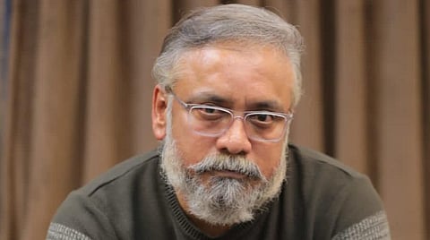 இளங்கோ குமணன்.