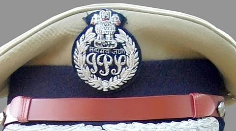 பெண் ஐபிஎஸ் அதிகாரிக்கு பாலியல் தொல்லை கொடுத்ததாக புகார்; முன்னாள் சிறப்பு டிஜிபி, எஸ்பி உயர்நீதிமன்றத்தில் மனுத்தாக்கல்: விழுப்புரம் நடுவர் மன்றத்தில் விசாரணை ஒத்திவைப்பு