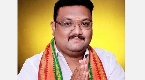 தீ.கார்த்திக்.