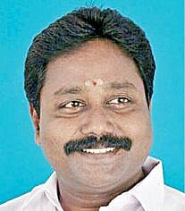 நவல்பட்டு விஜி