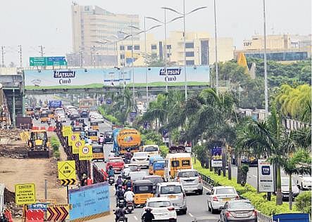 சென்னையில் 2-வது கட்ட மெட்ரோ ரயில் திட்டத்தில் மாதவரம் - சிறுசேரி வழித்தடத்தில் சுரங்கப்பாதை அமைய  உள்ள திருவான்மியூர், தரமணி பகுதிகள். படம் : பு.க.பிரவீன்