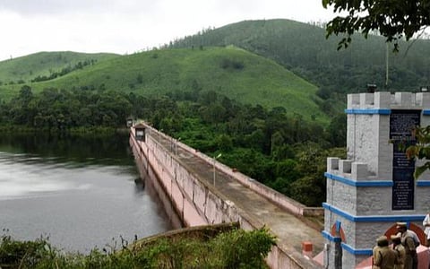 முல்லைப் பெரியாறில் புதிய அணை கட்ட வேண்டும்: கேரள ஆளுநர் கருத்து