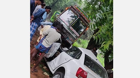 விபத்து நிகழ்ந்த இடம்.
