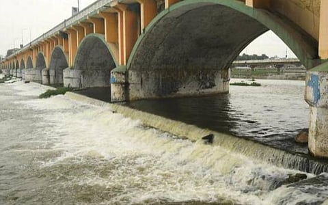 மதுரை, திருச்சி, திருவள்ளூர் உள்ளிட்ட 10 மாவட்டங்களில் மழை நிவாரண பணியை கண்காணிக்க ஐஏஎஸ் அதிகாரிகள் நியமனம்