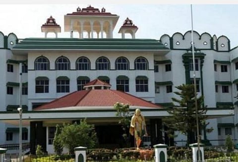 குமரிக் கடலில் சேதமடைந்த இயந்திரப் படகுக்கு ரூ.70 லட்சம் இழப்பீடு: பனாமா சரக்குக் கப்பல் நிறுவனம் தகவல் 
