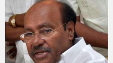 பட்டமளிப்பு விழா மரபுகளை மாற்றக்கூடாது; முனைவர் பட்டம் நேரில் வழங்கப்படவேண்டும்: ராமதாஸ் 