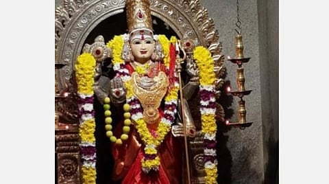 ரிஷப ராசி அன்பர்களே! டிசம்பர் மாத பலன்கள்; பண வரவு உண்டு; கூடுதல் வேலை; இடமாற்றம்; பதவி உயர்வு! 