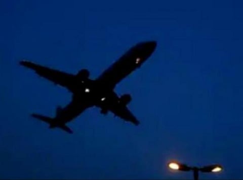 ஒமைக்ரான்;மும்பை வந்த வெளிநாட்டு பயணிகள் 10 பேருக்கு கரோனா உறுதி