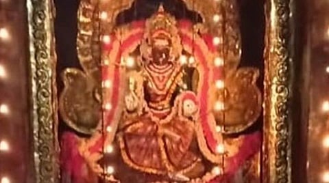 துலாம் ராசி அன்பர்களே! டிசம்பர் மாத பலன்கள்; காரிய வெற்றி; ஒற்றுமை கூடும்; கட்டுப்பாடு அவசியம்; எதிர்பார்த்த இடமாற்றம்! 