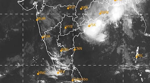 ஜோவத் புயல் நாளை கரையை கடக்கிறது: பலத்த மழை எச்சரிக்கை: இந்திய வானிலை ஆய்வு மையம்