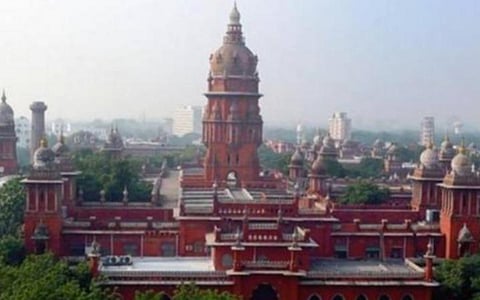 அதிமுக ஒருங்கிணைப்பாளர்கள் தேர்தலை எதிர்த்து வழக்கு: உயர் நீதிமன்றத்தில் இன்று விசாரணை