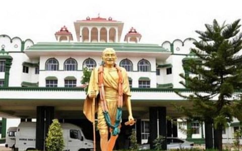 சாத்தான்குளம் தந்தை, மகன் கொலை வழக்கு: கீழமை நீதிமன்றம் விசாரணை அறிக்கை தாக்கல் செய்ய உயர் நீதிமன்றம் உத்தரவு