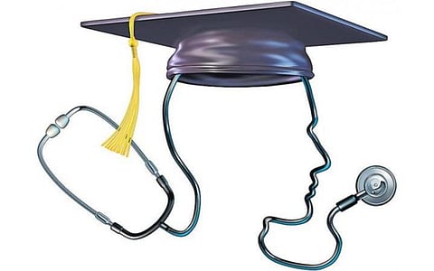 எம்பிபிஎஸ், பிடிஎஸ் படிப்புகளுக்கு ஆன்லைனில் விண்ணப்பம் தொடக்கம்: நீட் தேர்வில் தகுதி பெற்ற மாணவ, மாணவிகள் ஆர்வம்