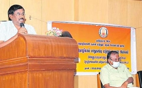 தொழிற்சாலைகளில் பெண்களை பணியமர்த்தும்போது சட்ட விதிகளை கட்டாயம் பின்பற்ற வேண்டும்: தொழிலக பாதுகாப்பு, சுகாதார இயக்குநர் அறிவுறுத்தல்