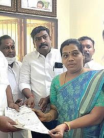 மதுரை மாநகராட்சி திமுக மேயர் வேட்பாளர் யார்? - முன்னாள் அமைச்சர், எம்எல்ஏ குடும்பத்தினரிடையே கடும் போட்டி