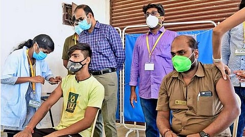 17-ம் கட்டமாக 50 ஆயிரம் இடங்களில் நாளை மெகா தடுப்பூசி முகாம்